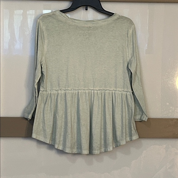 Arizona Jean Company Light Green Long Sleeve Peplum Top - Picture 3 of 3